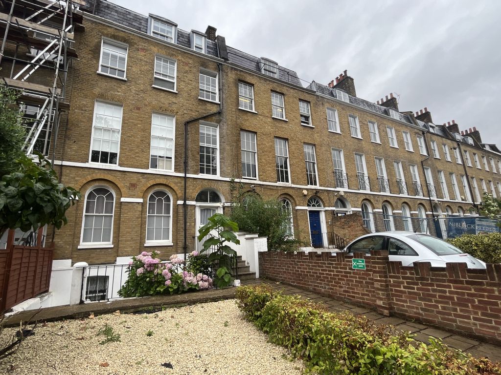 Room to rent in Camberwell Road, Camberwell SE5, £1,100 pcm