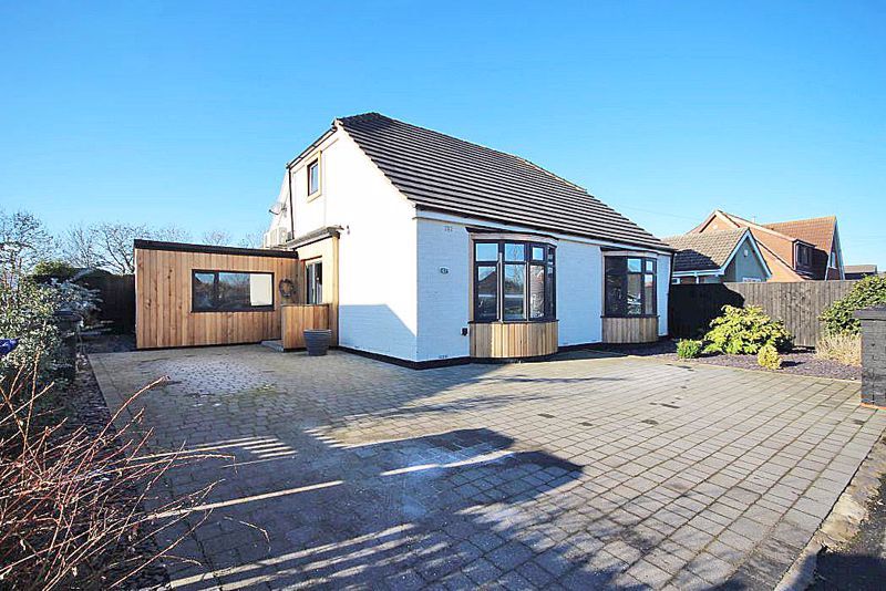 5 bed detached house for sale in Station Avenue, New Waltham, Grimsby DN36, £439,950