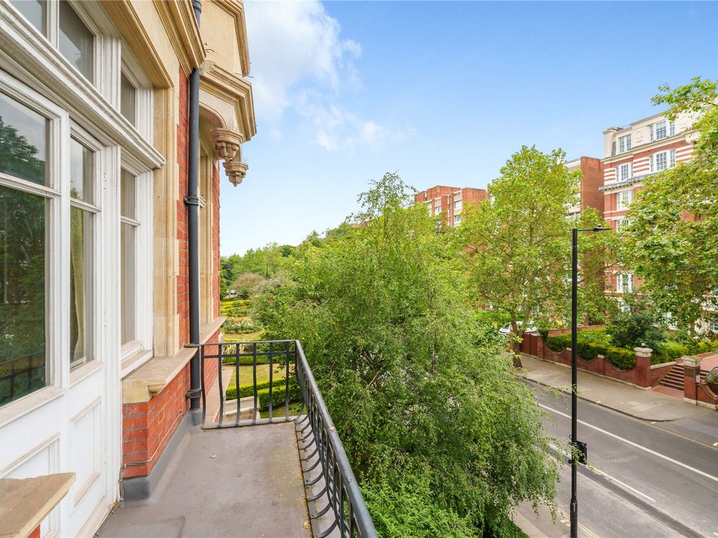 2 bed flat for sale in Maida Vale, Maida Vale, London W9, £845,000