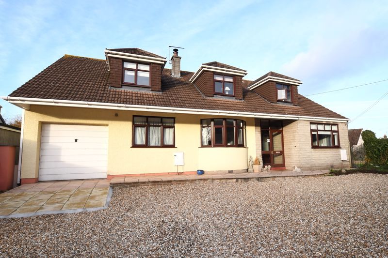5 bed detached house for sale in Main Road, Hutton, North Somerset BS24, £595,000