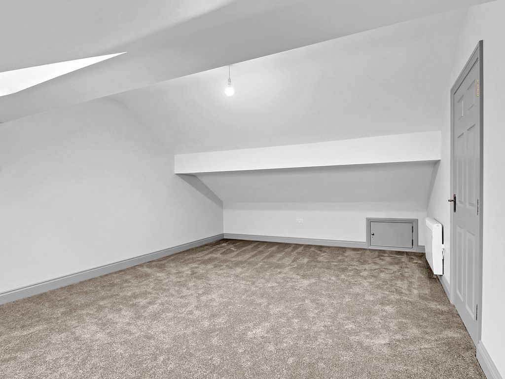 4 bed flat for sale in Flat 3 Willowfield, Arnside LA5, £460,000
