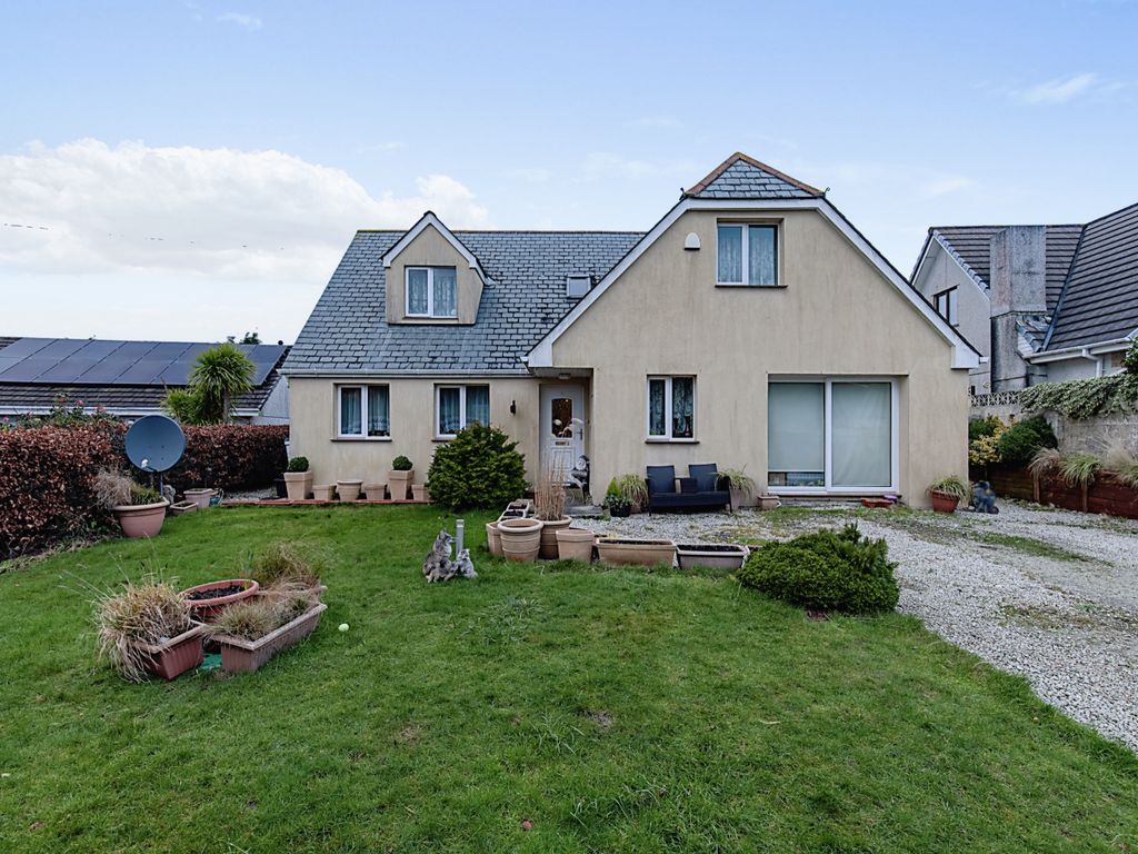 4 bed detached house for sale in Beacon Road, St. Austell PL26, £399,000