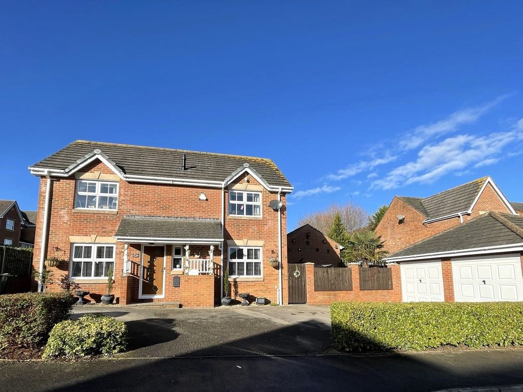 4 bed detached house for sale in Rockfield Way, Undy, Caldicot NP26, £424,950