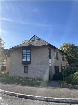 Office to let in Uist House, Great Chesterford Court, Great Chesterford, Saffron Walden, Essex CB10, £19,500 pa