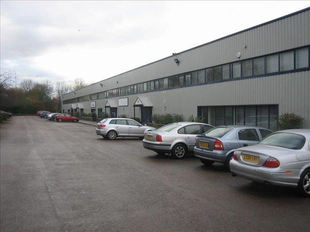 Light industrial to let in Stacey Bushes Trading Centre, Erica Road, Stacey Bushes, Milton Keynes MK12, Non quoting