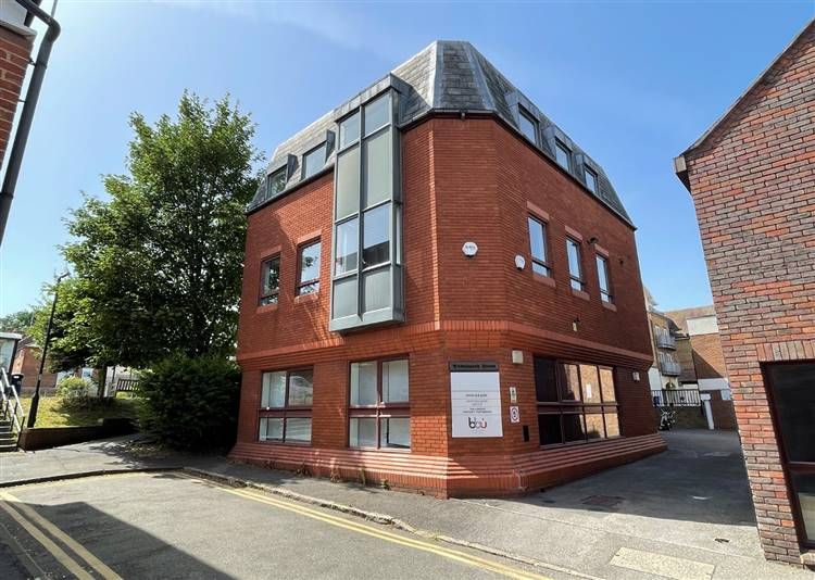 Office to let in Ground Floor Whitchurch House, Albert Street, Maidenhead SL6, £18,218 pa