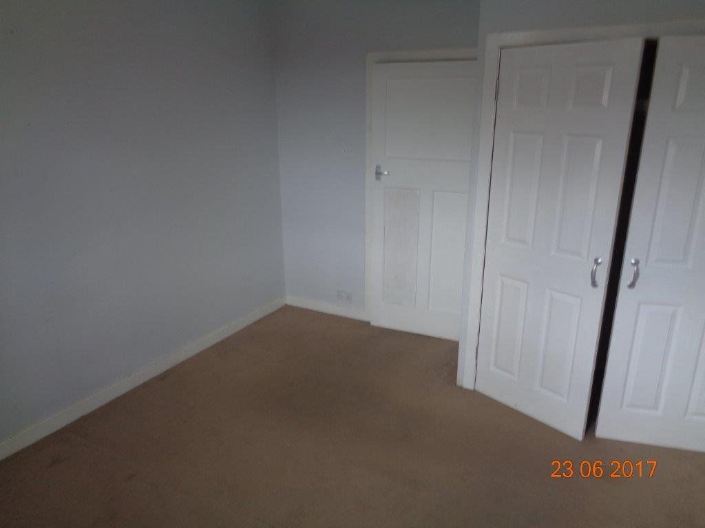 2 bed flat to rent in Sprotwell Terrace, Sauchie, Clackmannanshire FK10, £750 pcm