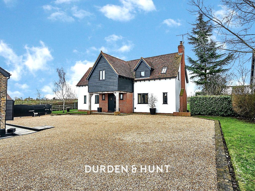 4 bed detached house for sale in Ashlyns Lane, Ongar CM5, £1,250,000