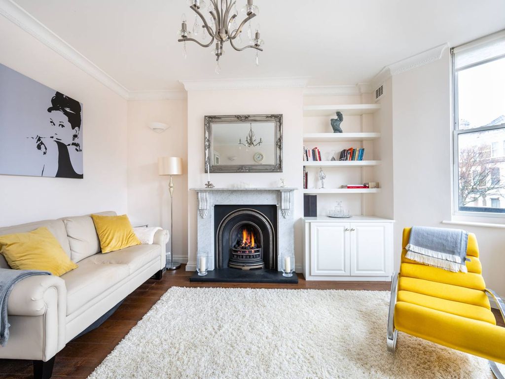 1 bed flat for sale in Fernhead Road, Maida Vale, London W9, £475,000
