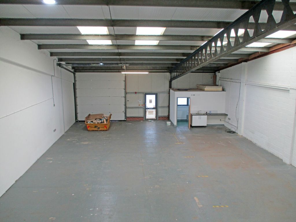 Light industrial to let in Unit 6 Deanland Business Park, Deanland Road, Golden Cross BN27, £25,550 pa