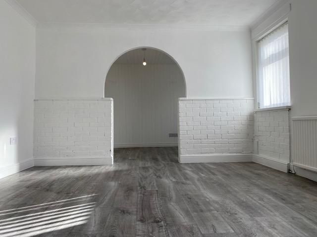 3 bed terraced house to rent in Abbeystead, Skelmersdale WN8, £675 pcm