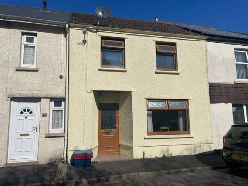 2 bed cottage for sale in Heol Giedd, Ystradgynlais, Swansea. SA9, £150,000