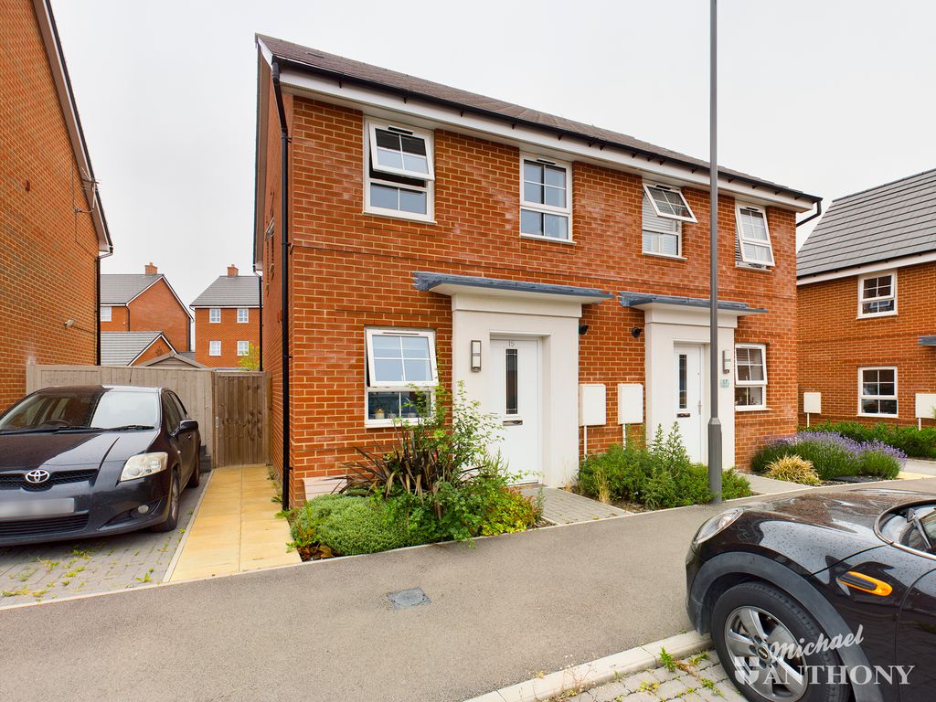2 bed semi-detached house for sale in Foxtail Close, Broughton, Aylesbury HP22, £340,000