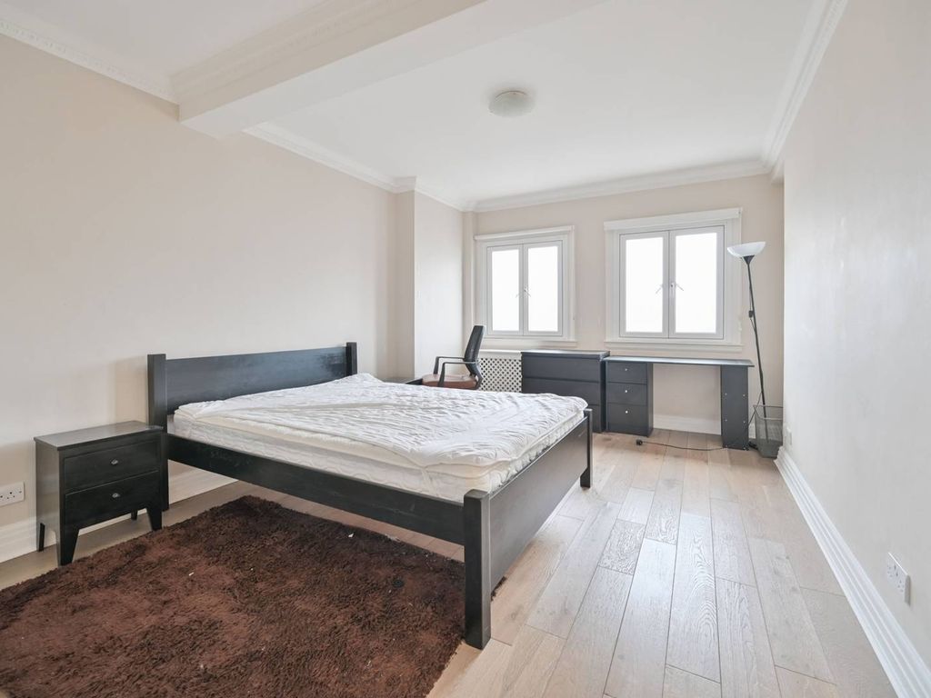3 bed flat for sale in Baker Street, Baker Street, London NW1, £1,225,000