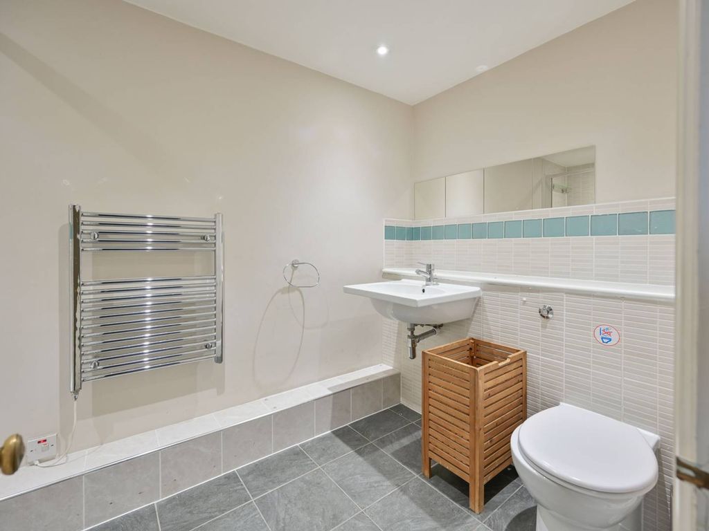 3 bed flat for sale in Baker Street, Baker Street, London NW1, £1,225,000