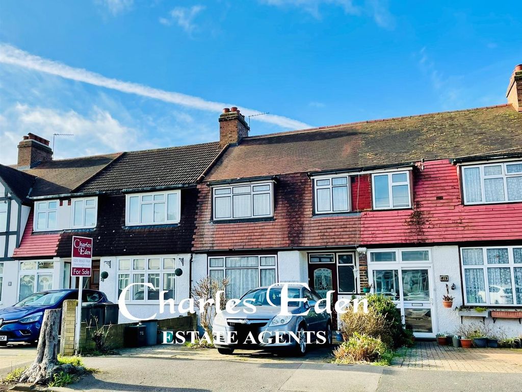 4 bed terraced house for sale in Aylesford Avenue, Beckenham BR3, £585,000