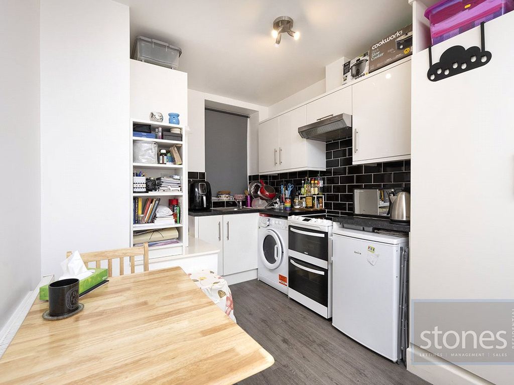 Studio to rent in Haverstock Hill, London NW3, £1,600 pcm