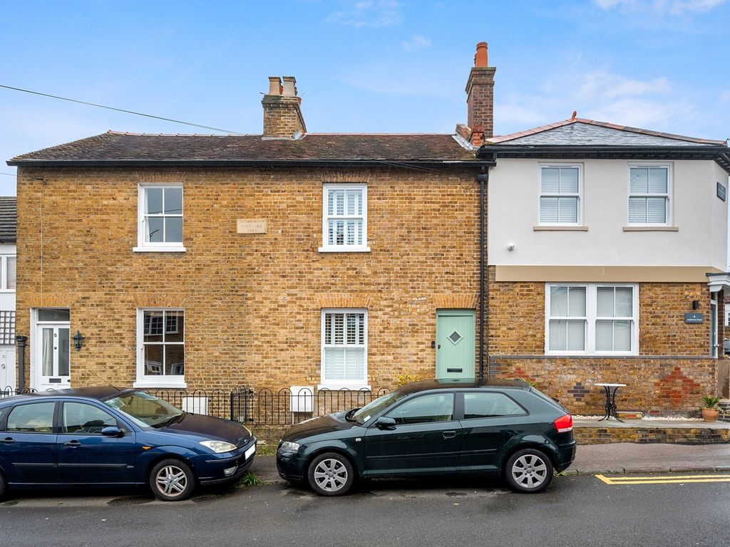 2 bed terraced house for sale in Anderson Road, Weybridge KT13, £550,000