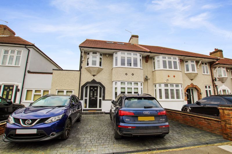 4 bed semi-detached house for sale in Barrington Road, Bexleyheath DA7, £675,000
