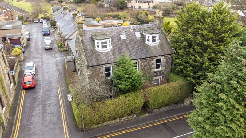 6 bed property for sale in Douglas Road, Leslie, Glenrothes KY6, £370,000