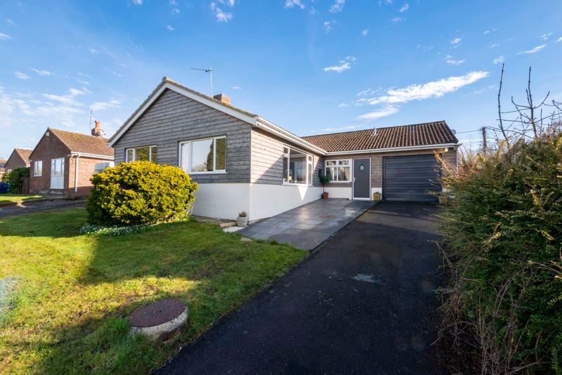 3 bed bungalow for sale in Oakwood Drive, Iwerne Minster, Blandford Forum DT11, £450,000