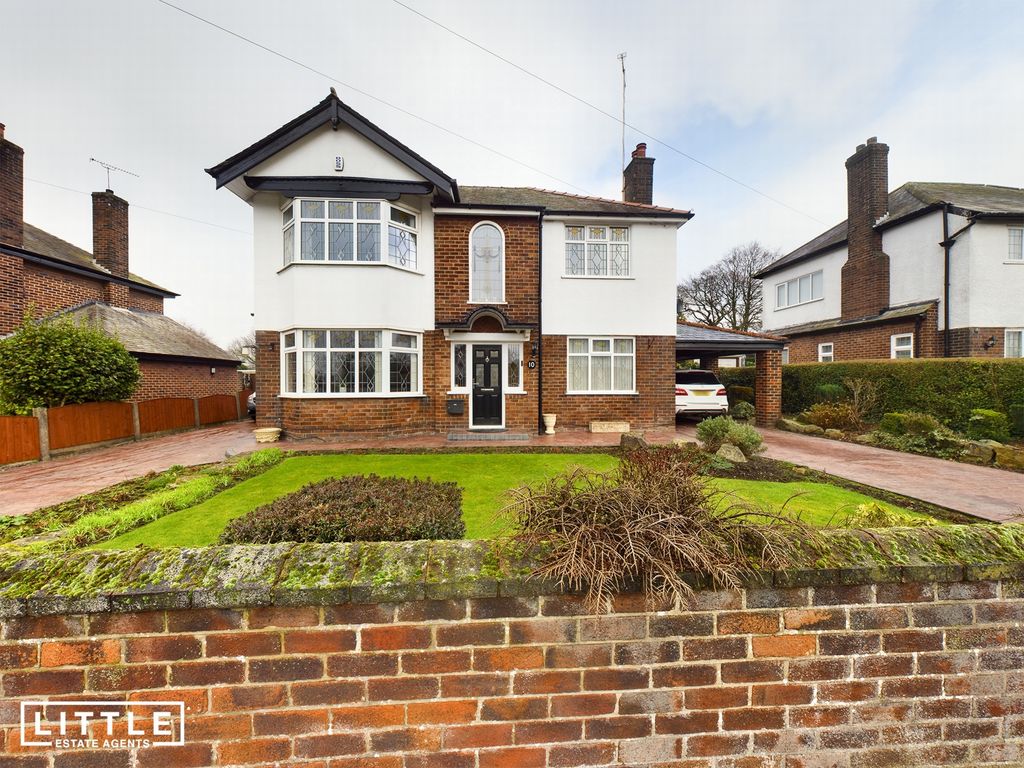 4 bed detached house for sale in Eaton Road, Dentons Green WA10, £600,000