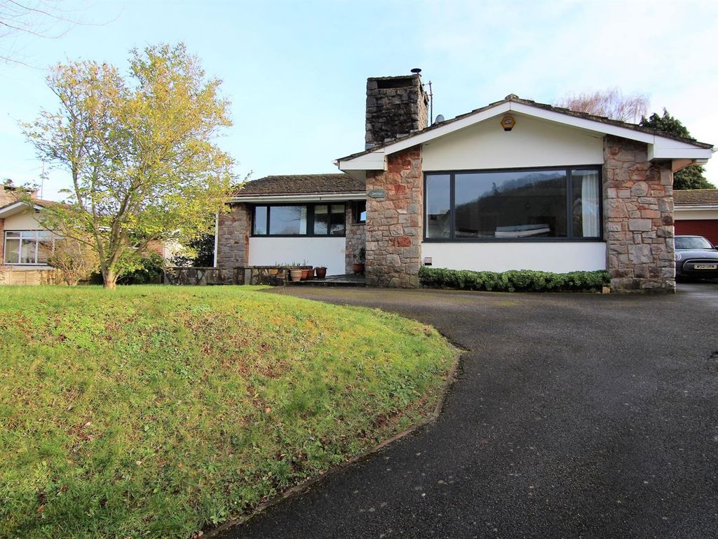 4 bed bungalow for sale in Yew Tree Lane, Compton Martin BS40, £665,000