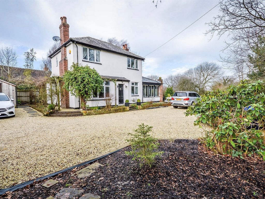 3 bed detached house for sale in Warburton Lane, Warburton, Lymm WA13, £800,000