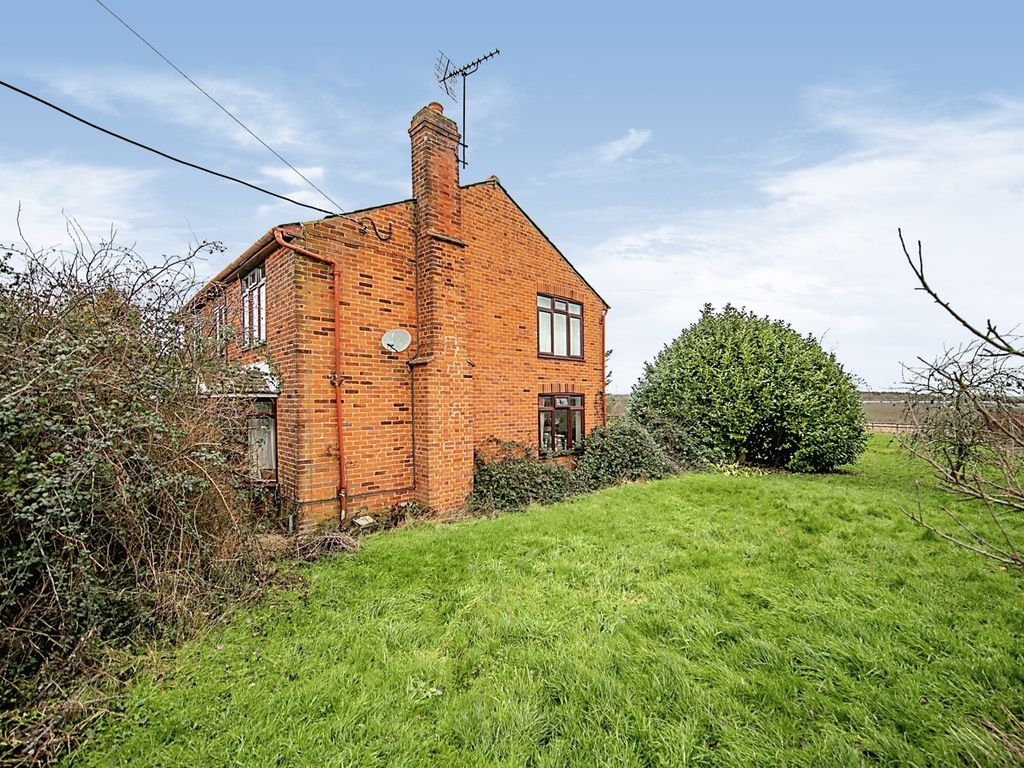 4 bed detached house for sale in Highstreet Green, Sible Hedingham, Halstead CO9, £700,000