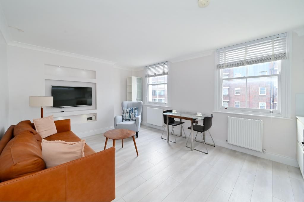 1 bed flat for sale in Oakley Street, Chelsea, London SW3, £700,000