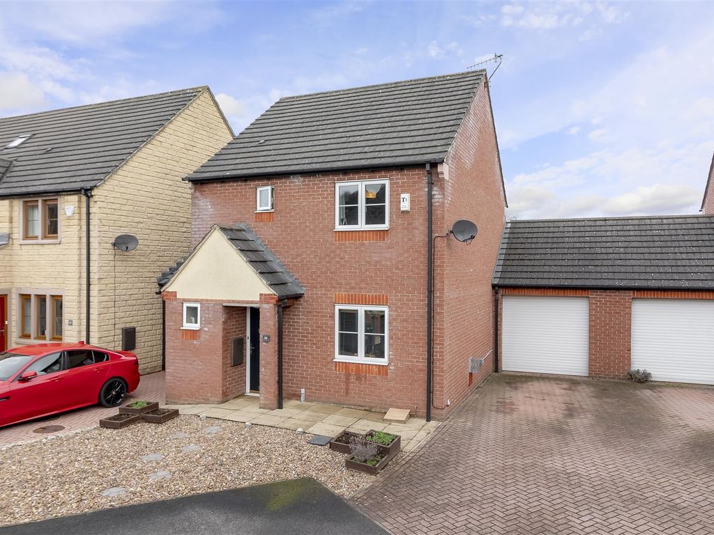 3 bed link-detached house for sale in Swallow Drive, Pool In Wharfedale, Otley LS21, £385,000