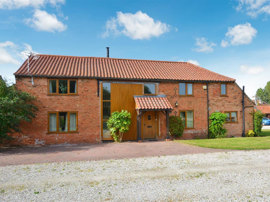 4 bed barn conversion for sale in Bleasby, Nottingham NG14, £725,000