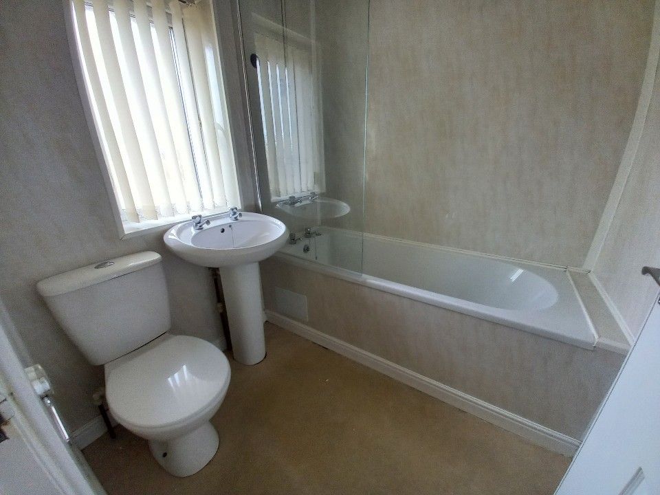 2 bed semi-detached house to rent in Fern Grove, Spennymoor, 7Dr. DL16, £550 pcm