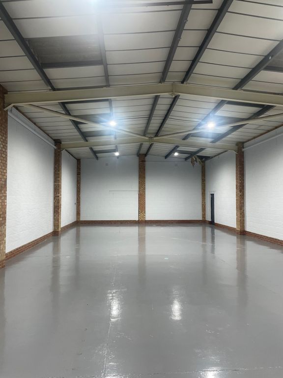 Warehouse to let in Falkland Avenue, London N3, £50,000 pa