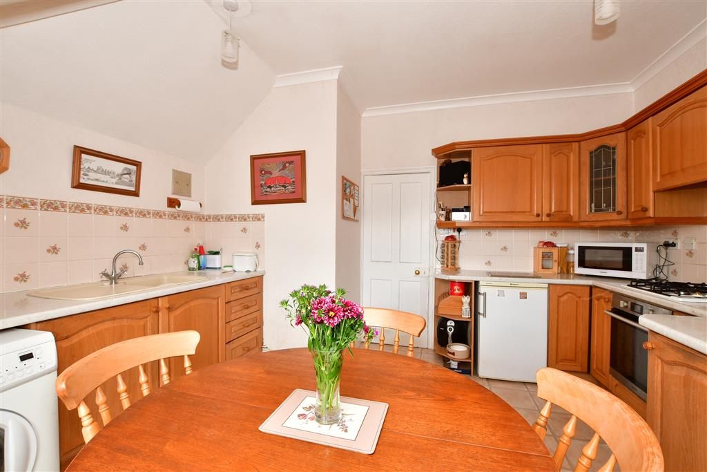 3 bed maisonette for sale in Hurst Hill, Totland Bay, Isle Of Wight PO39, £220,000