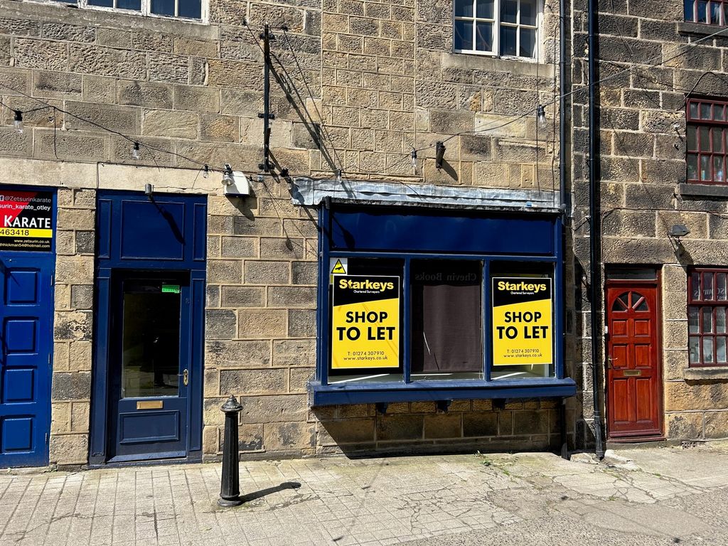 Retail premises to let in Bay Horse Court, Otley LS21, £11,500 pa
