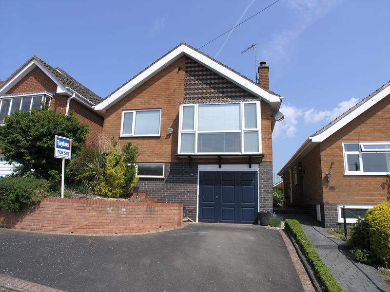 3 bed detached house for sale in Redwood Road, Kinver, Stourbridge DY7, £415,000