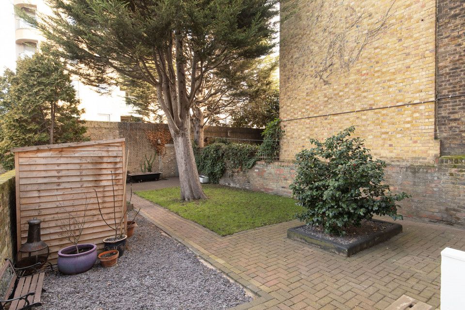 3 bed semi-detached house for sale in New Cross Road, New Cross SE14, £825,000