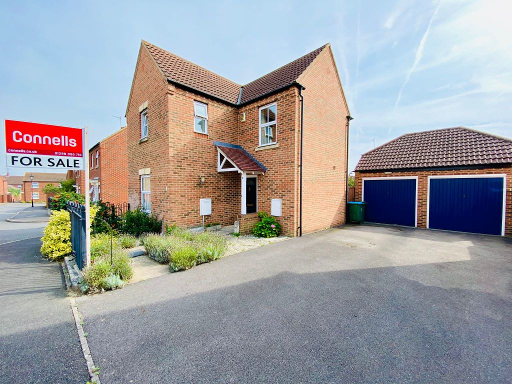 3 bed detached house for sale in Cuckoo Way, Aylesbury HP19, £375,000