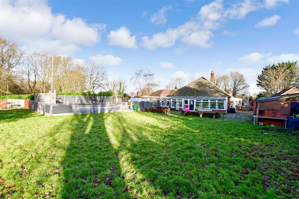 3 bed detached bungalow for sale in Cudham Lane North, Cudham, Sevenoaks, Kent TN14, £800,000