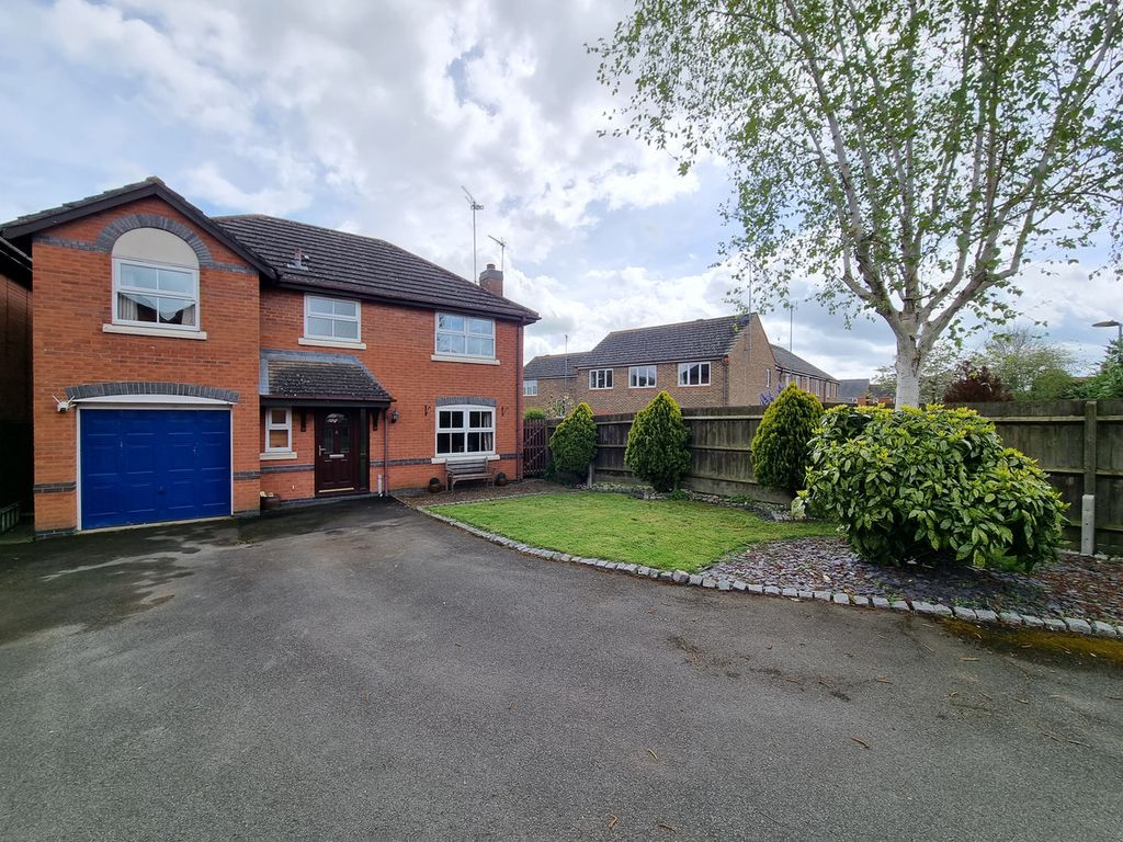 4 bed detached house for sale in Wilcox Close, Bishops Itchington CV47, £460,000