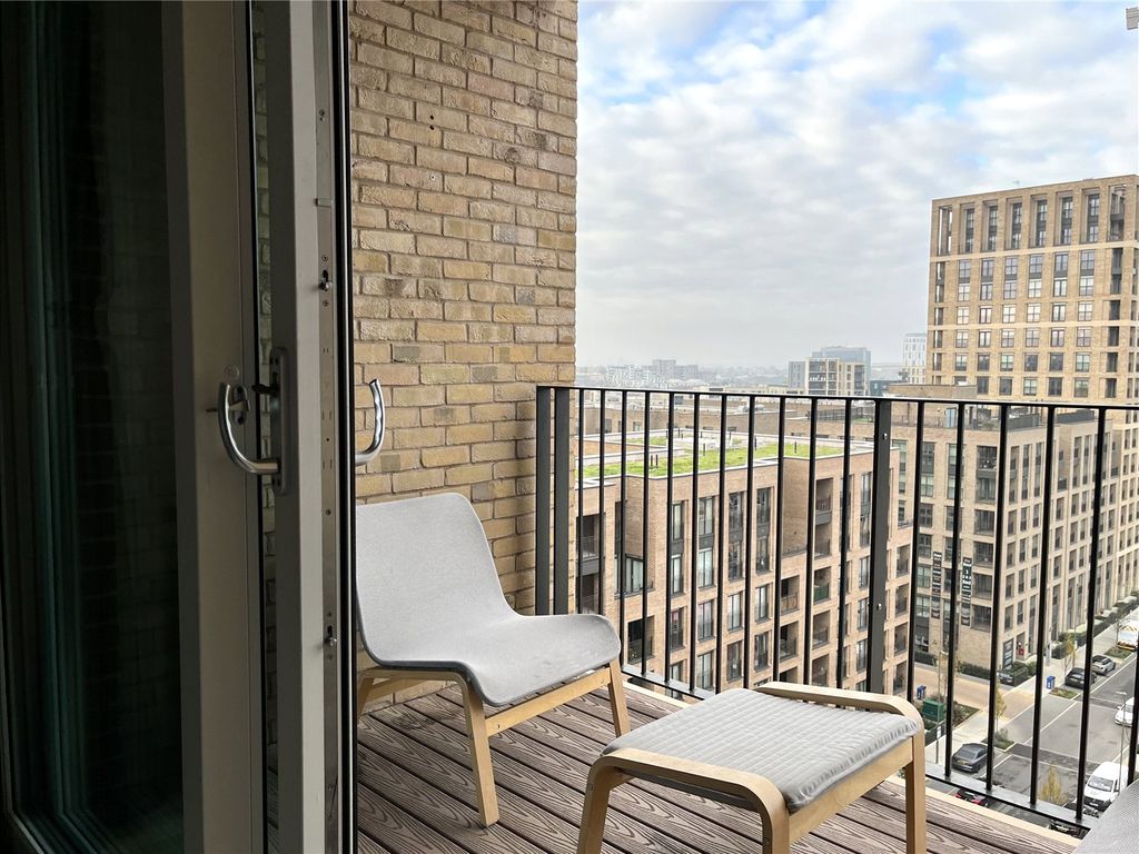 1 bed flat for sale in Lismore Boulevard, Colindale Garden, Colindale NW9, £368,500