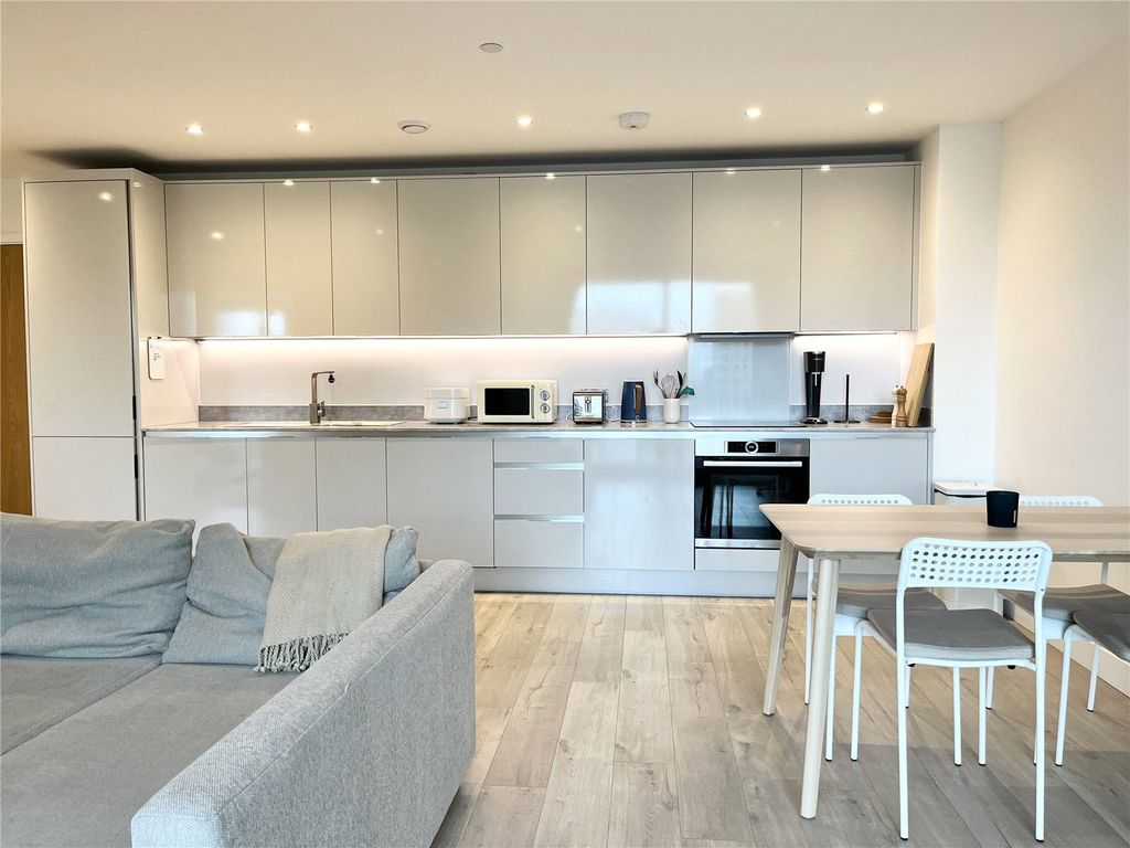 1 bed flat for sale in Lismore Boulevard, Colindale Garden, Colindale NW9, £368,500