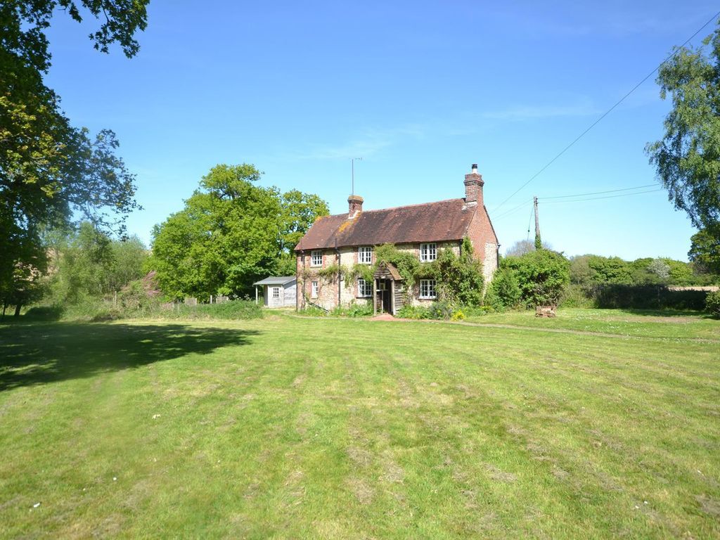 2 bed detached house to rent in Thakeham, West Sussex RH20, £1,585 pcm