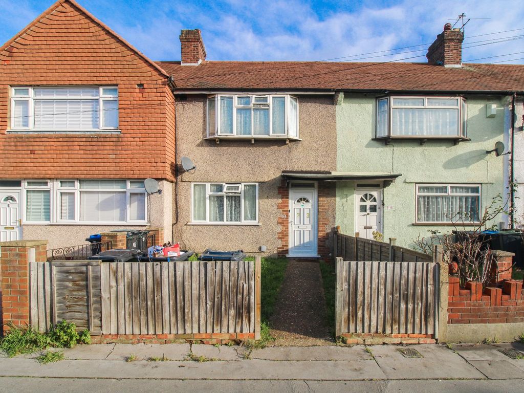 3 bed terraced house for sale in Rochford Way, Croydon CR0, £350,000