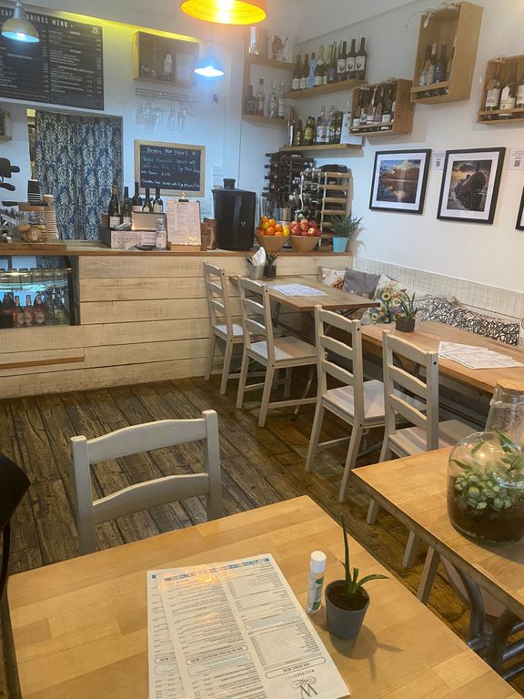 Restaurant/cafe to let in Westbury Avenue, London N22, £15,000 pa