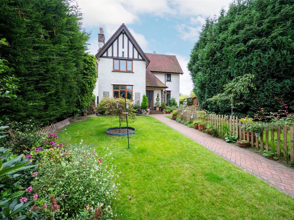4 bed detached house for sale in Arleston Village, Arleston, Telford, Shropshire TF1, £450,000