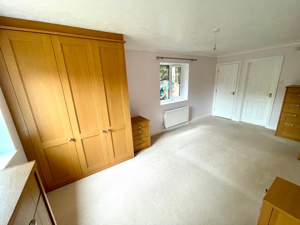5 bed detached house for sale in Oakwood Grove, Alderbury, Salisbury SP5, £450,000