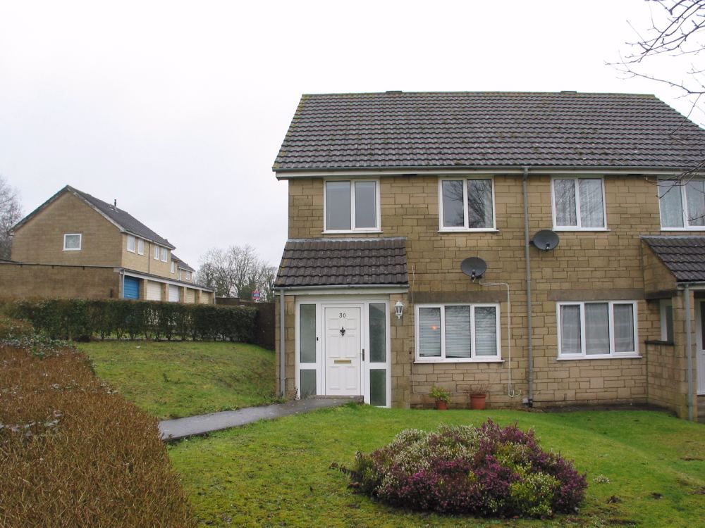 3 bed end terrace house to rent in Badgers Way, Nailsworth, Gloucestershire GL6, £1,000 pcm