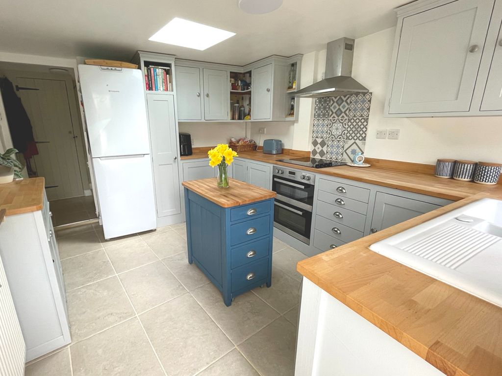 3 bed detached house for sale in Faringdon Road, Stanford In The Vale, Faringdon SN7, £500,000